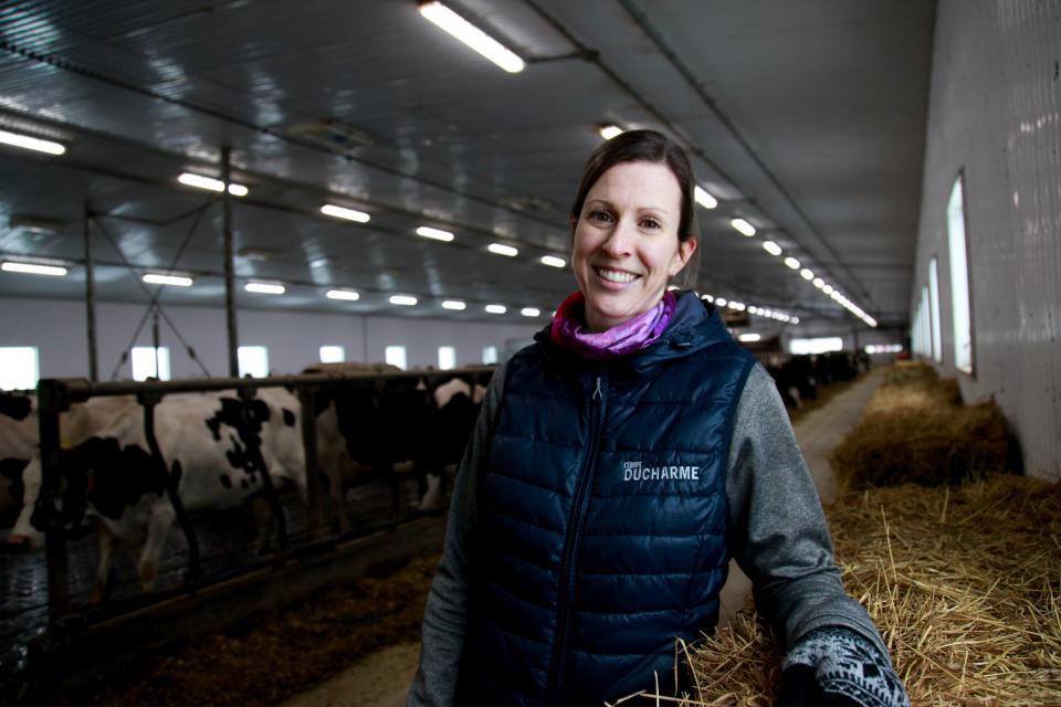 A female dairy farmer from Qc