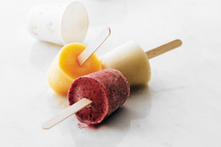 Frozen smoothie pops