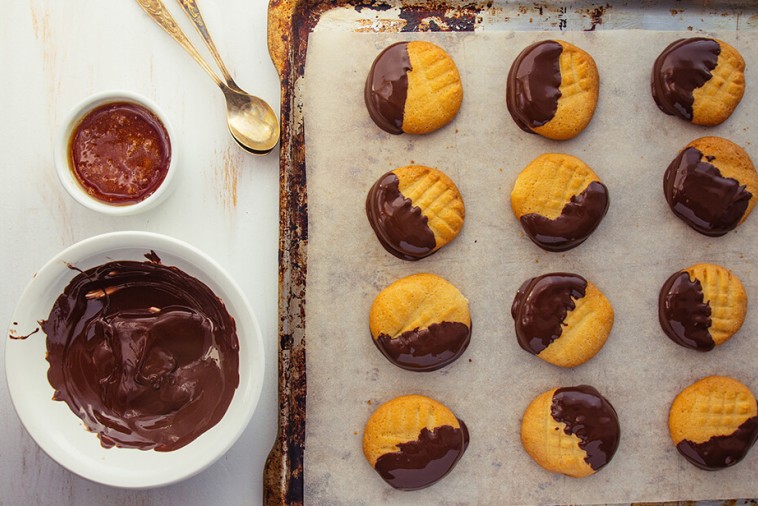 Chocolate Cookie Buttons