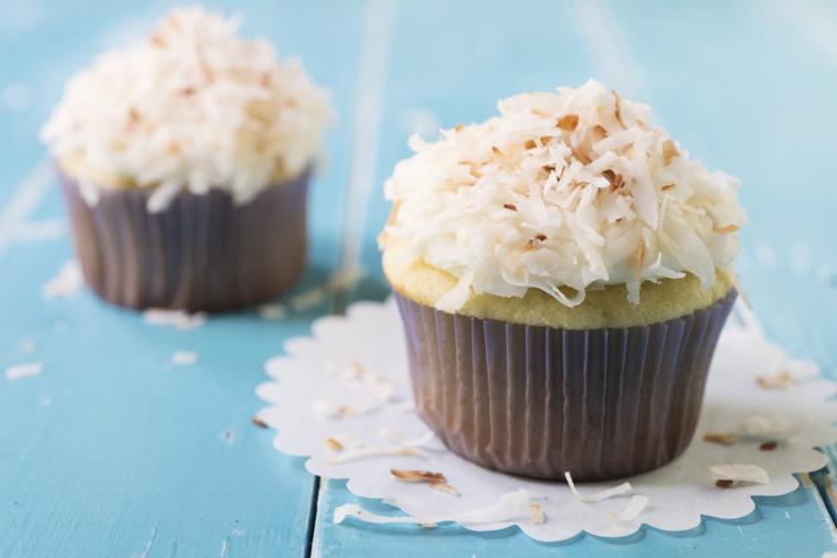 Cottage cheese and coconut cupcakes