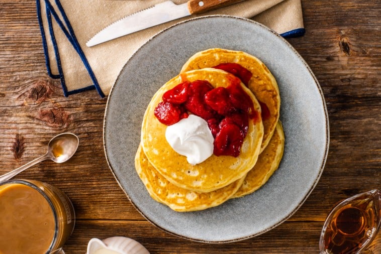 Debbie’s Buttermilk Pancakes 