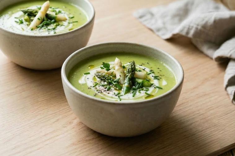 Delicious Cream of Asparagus Soup with Canadian milk