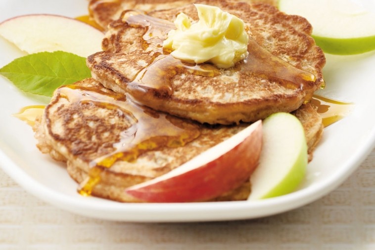 apple cinnamon pancakes