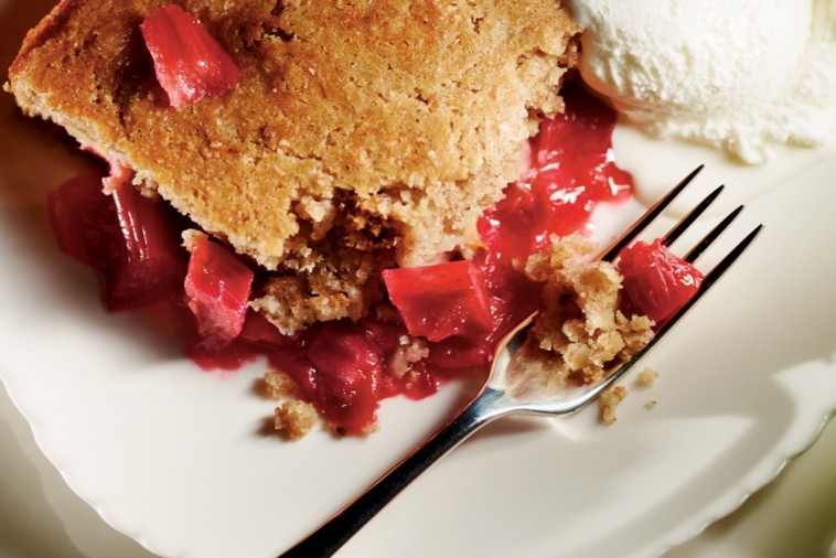 baked apple rhubarb cobbler