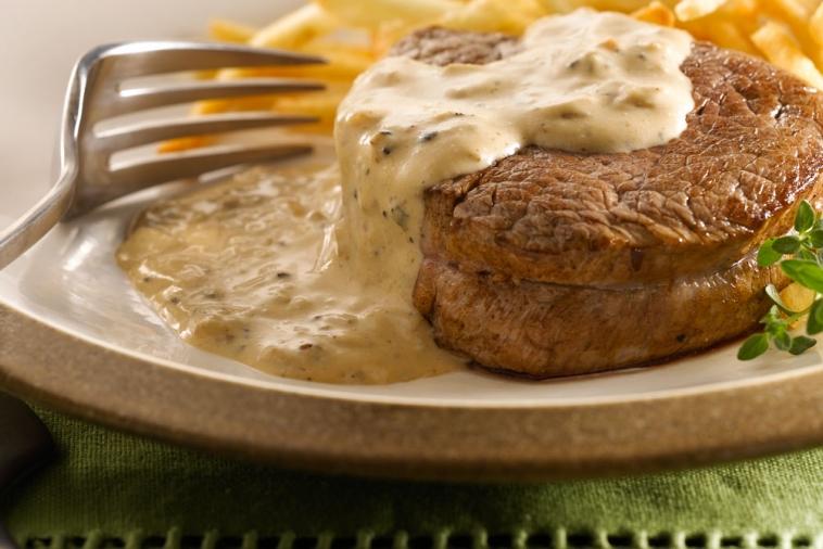 beef medallions with brandied peppercorn cream