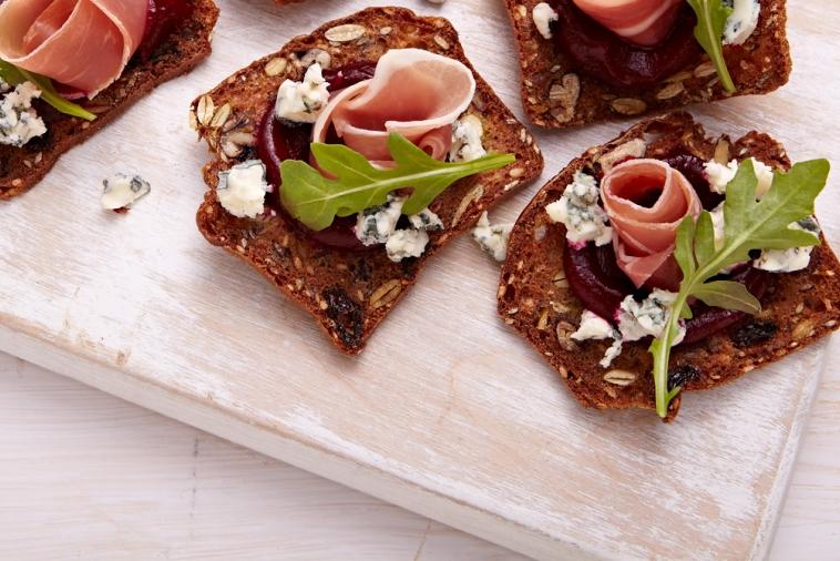 blue cheese canapes
