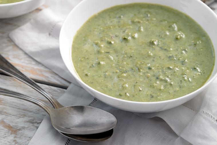broccoli kale and lentil soup