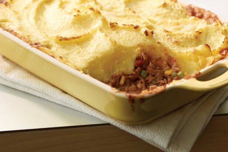 cheesy potato topped beef vegetable shepherd s pie