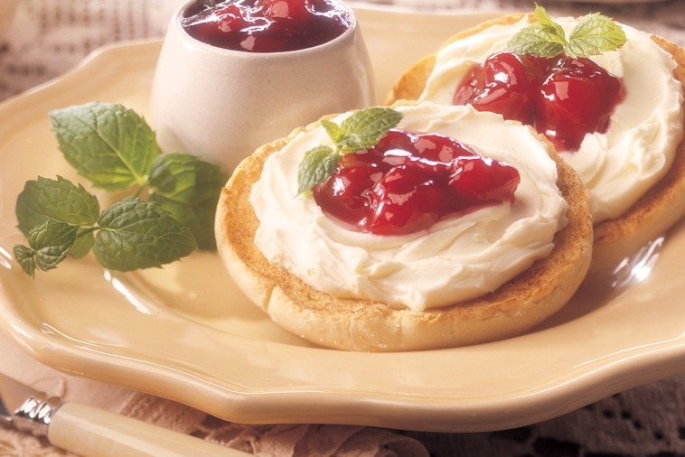 cherry cheesecake english muffins