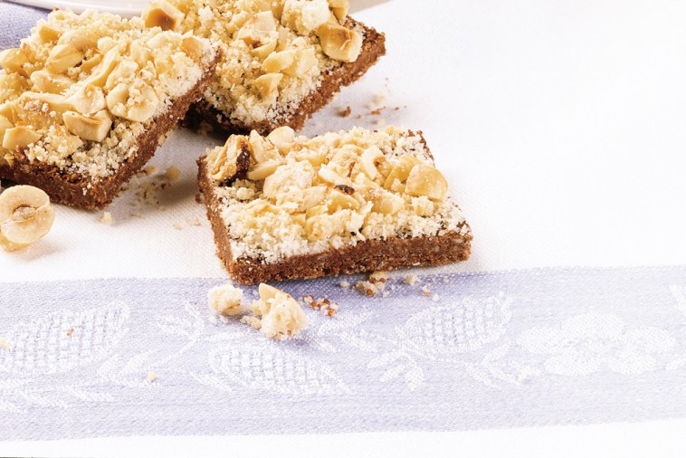 chocolate hazelnut crumb cookie bars