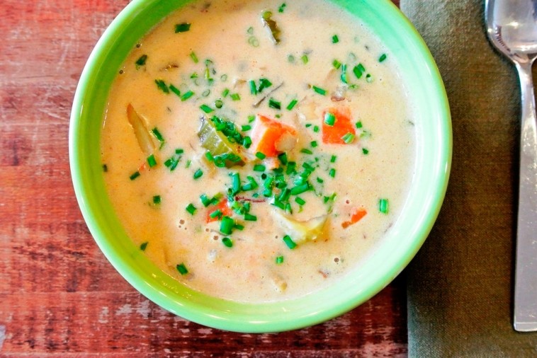 creamy clam vegetable chowder