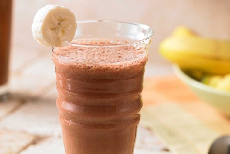 dark chocolate banana fruit shake