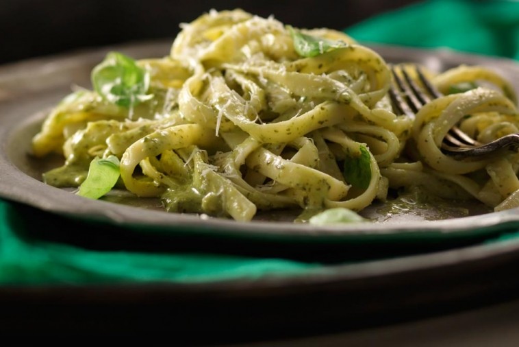 emerald isle pesto pasta