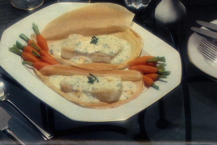fish in a pouch with mushroom sauce