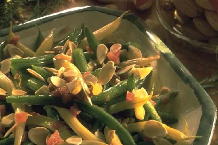garlic green and wax beans with toasted almonds