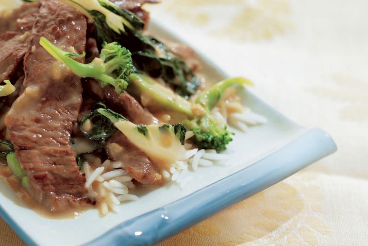 ginger beef and broccoli stir fry