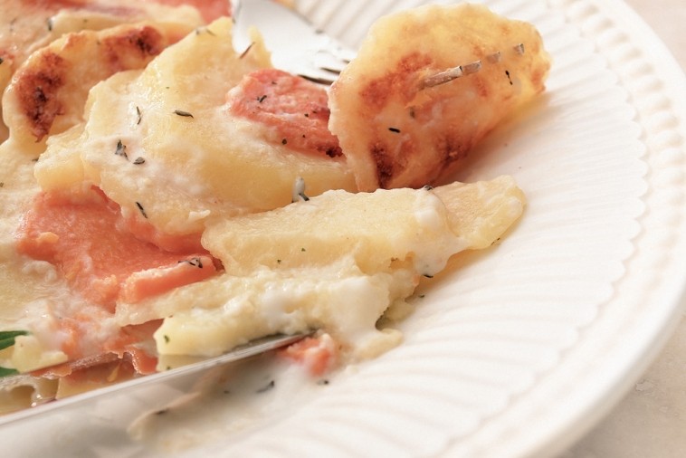 golden scalloped potatoes golden scalloped potatoes