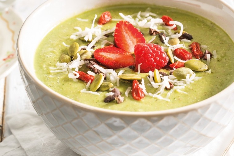 green goodness smoothie bowl