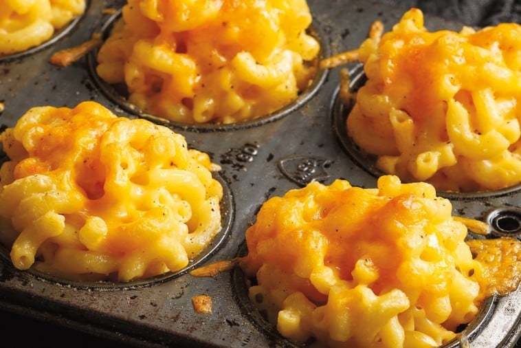 mac n cheese muffins