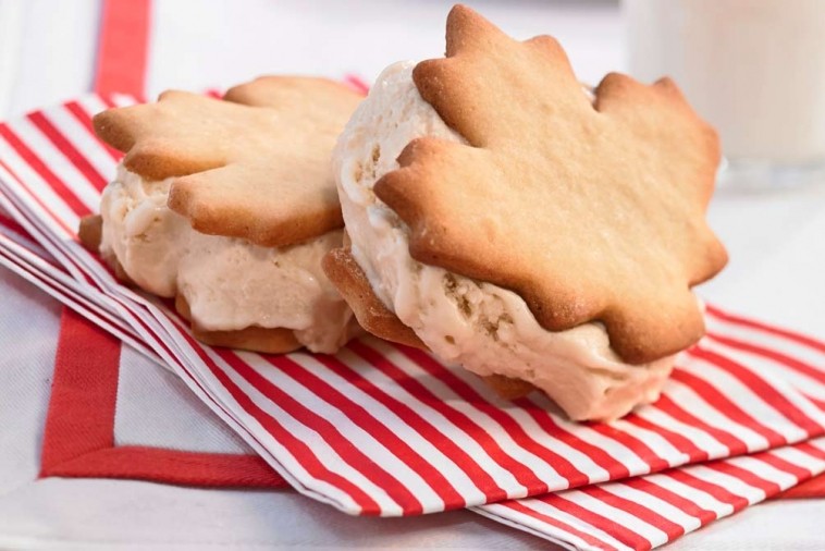 maple ice cream sandwiches