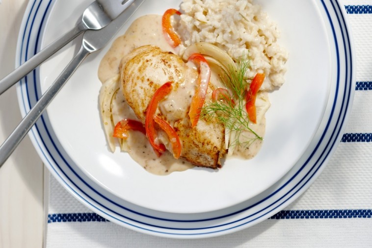 mediterranean chicken and brown rice dinner