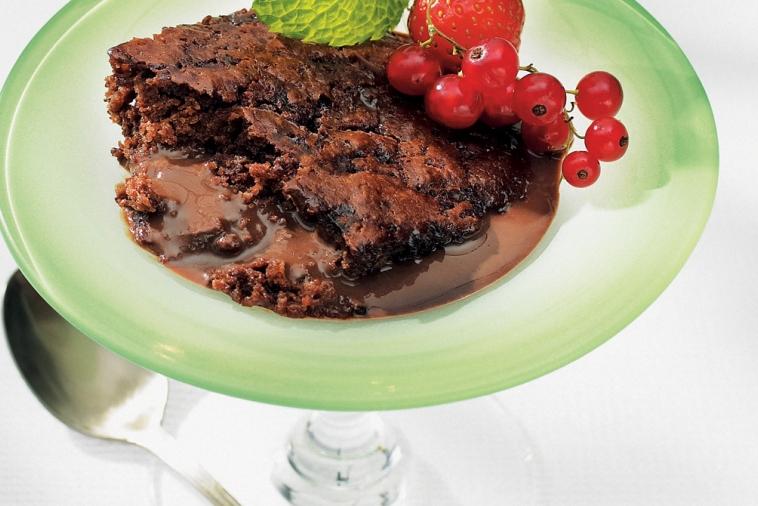 milk chocolate pudding cake