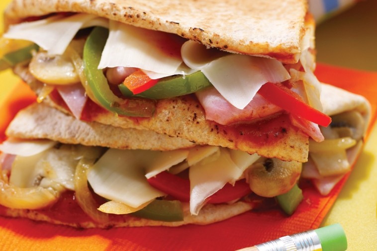 mozza pita calzone mozza pita calzone