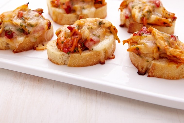 mozzarella chicken melts