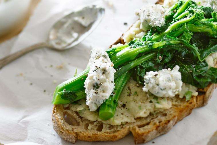 open faced ricotta and white bean sandwich
