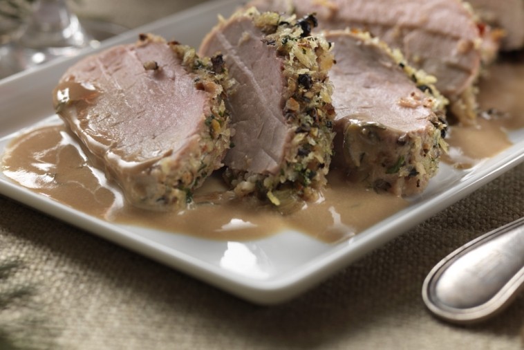 peppercorn crusted pork tenderloin with balsamic cream sauce