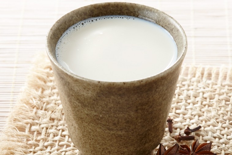 pu erh spices milk tea pu erh spices milk tea