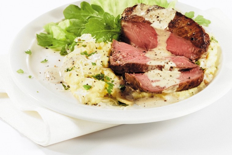 roasted garlic beef tenderloin medallions on soft polenta roasted garlic beef tenderloin medallions on soft polenta