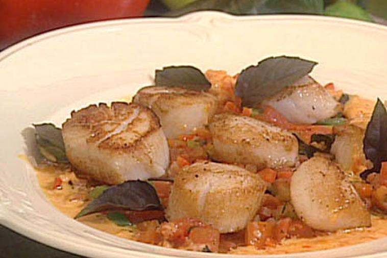 scallops with le cendre cheese pepper ratatouille and red pepper sauce
