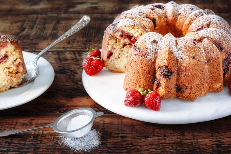 strawberry and rhubarb swirl coffee cake