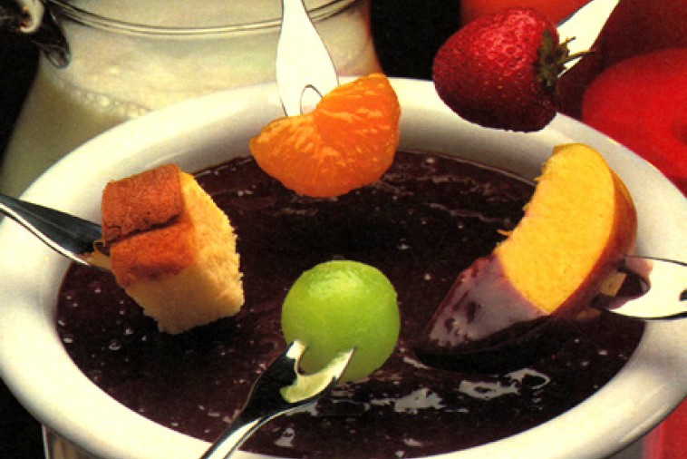 swiss german milk chocolate fondue swiss german milk chocolate fondue