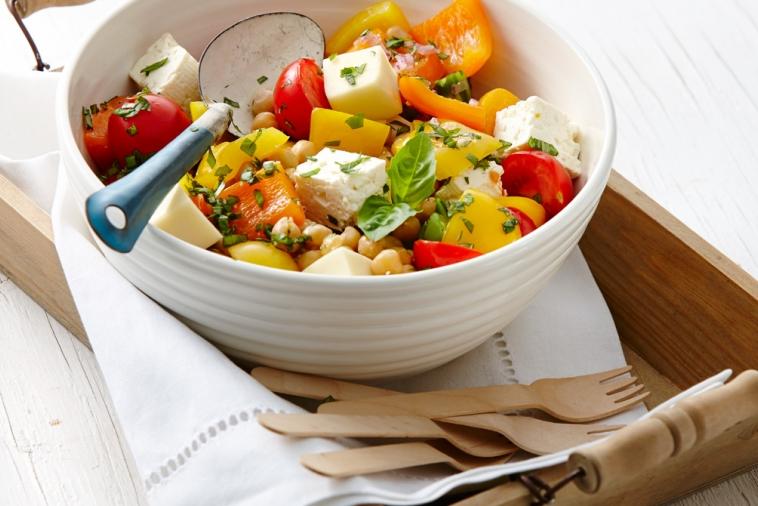 tomato cheese and chickpea salad