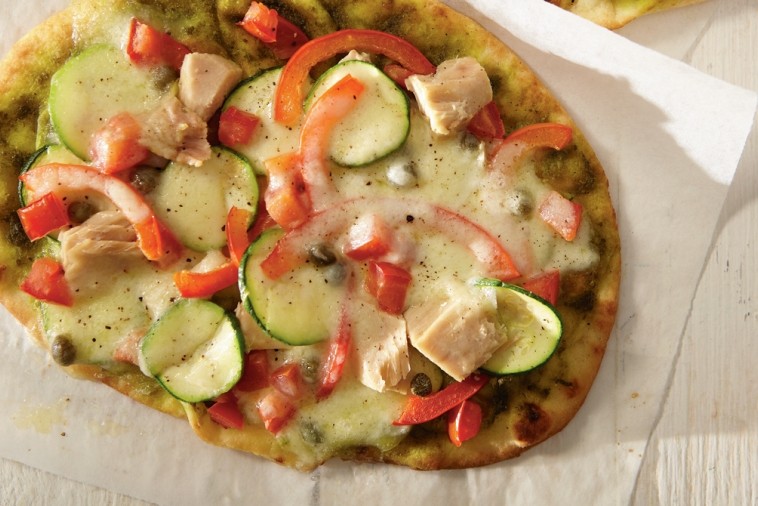 tuna and fresh mozzarella pizza tuna and fresh mozzarella pizza