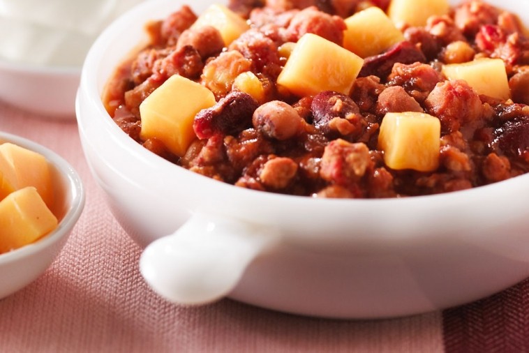 turkey bean and cheddar chili