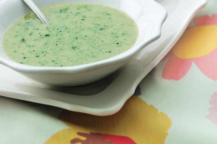 vibrant broccoli soup